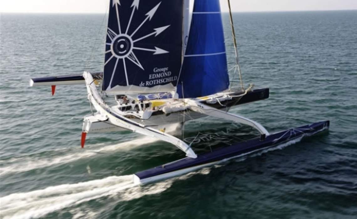 trimarans de course